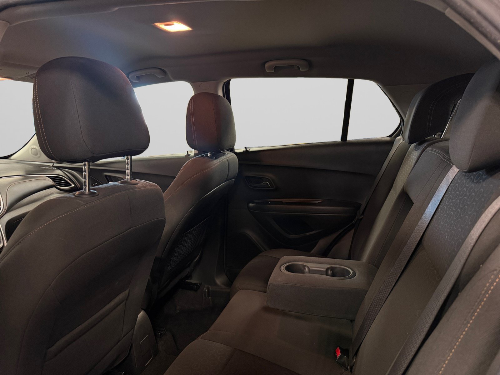 Used 2018 Chevrolet Trax LS FWD image 37