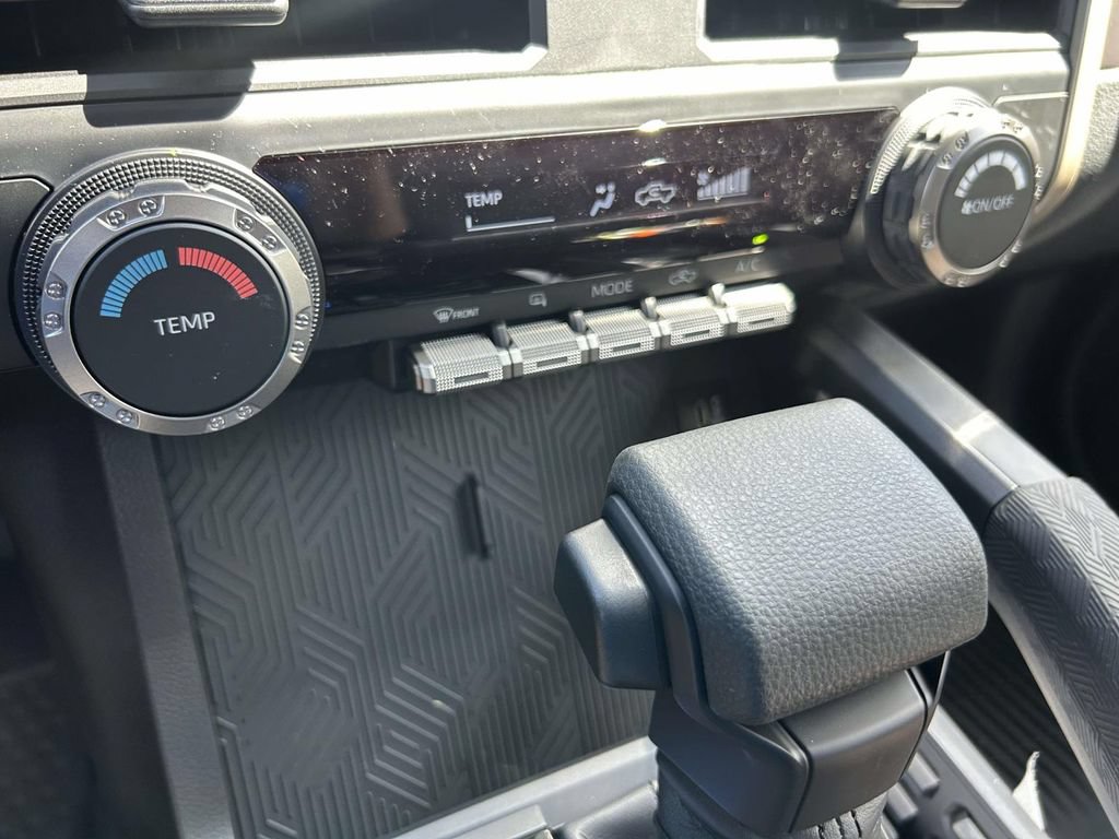 New 2026 Toyota Tacoma 4x4 Double Cab image 25