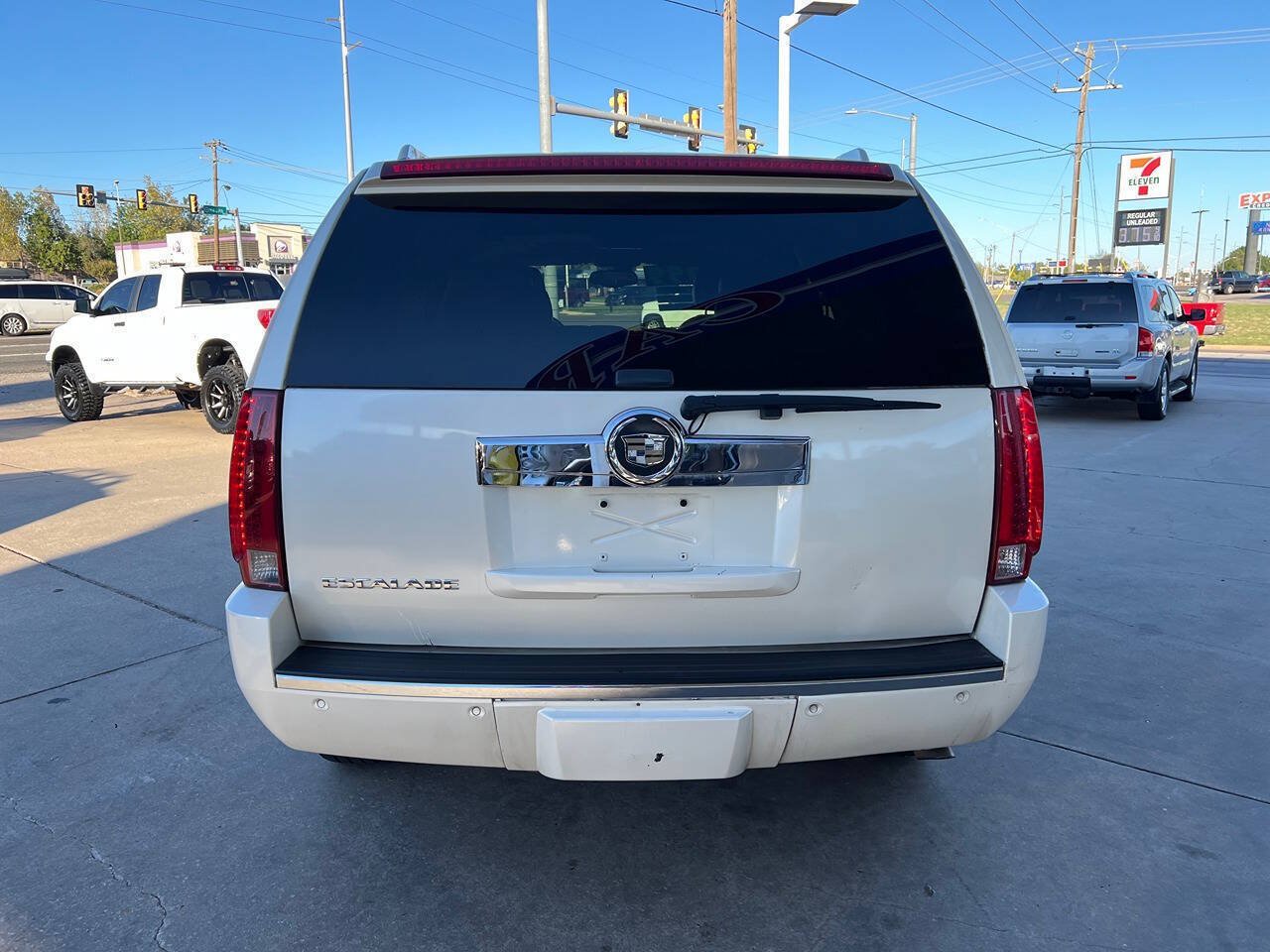 Used 2007 Cadillac Escalade AWD image 6