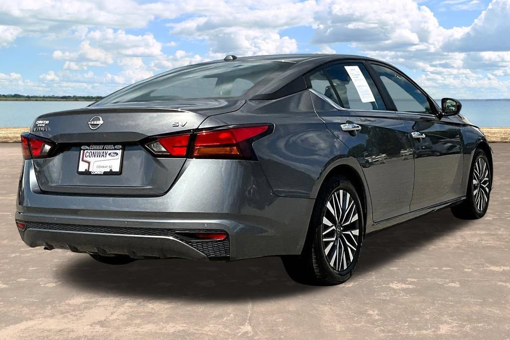 Used 2024 Nissan Altima 2.5 SV FWD image 8