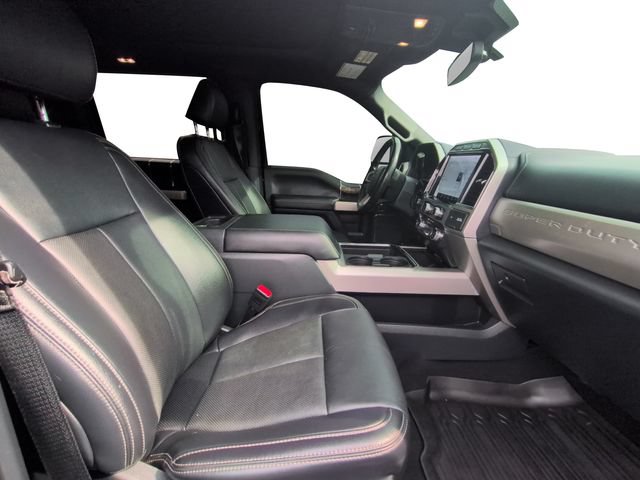 Used 2022 Ford F350 Lariat w/ Black Appearance Package AWD/4WD image 23