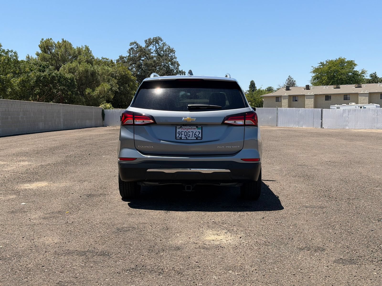 Used 2023 Chevrolet Equinox Premier AWD/4WD image 4