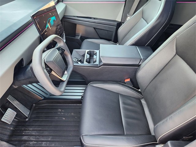 Used 2024 Tesla Cybertruck AWD Crew Cab image 8