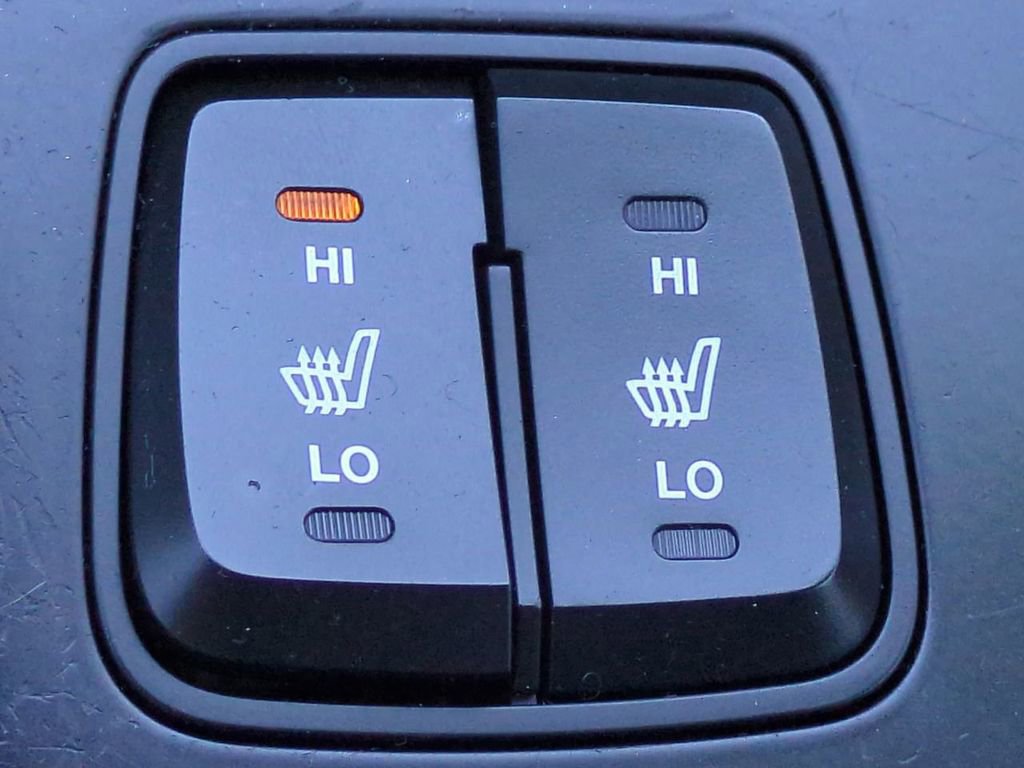 Used 2013 Hyundai Sonata Limited w/ Premium Pkg image 24