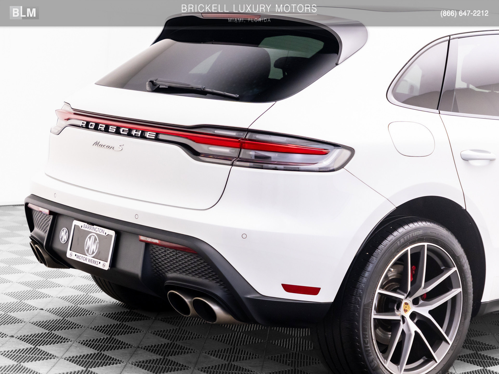 Used 2023 Porsche Macan S AWD/4WD image 33