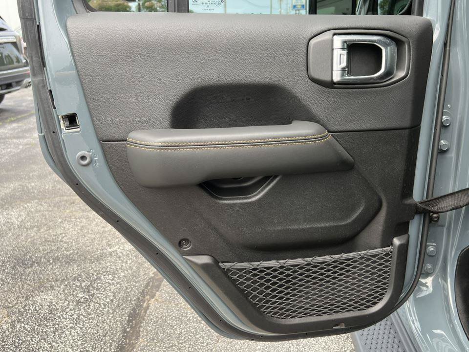 Used 2024 Jeep Wrangler Unlimited Sahara w/ Safety Group AWD/4WD image 34