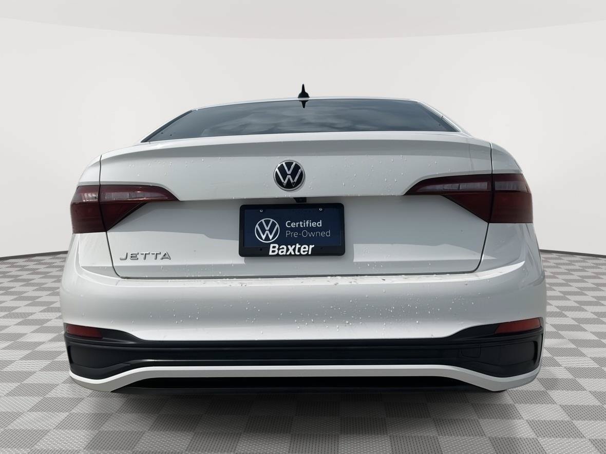 Used 2024 Volkswagen Jetta Sport FWD image 9