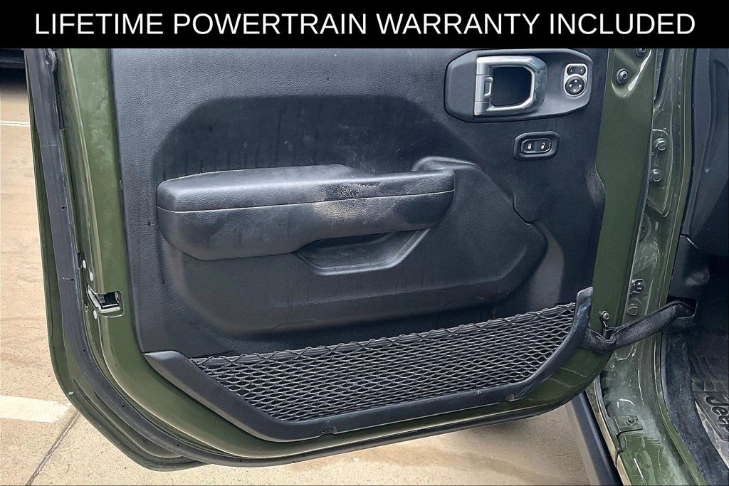 Used 2024 Jeep Gladiator Mojave w/ Technology Group AWD/4WD image 15