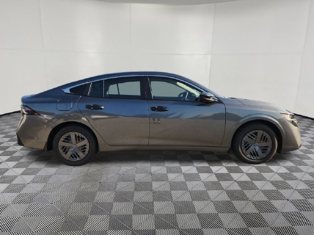 New 2027 Nissan Sentra S w/ Floor Mat Package FWD image 4