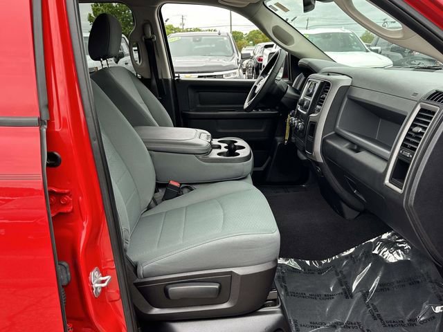 Used 2016 RAM 1500 Express RWD image 19