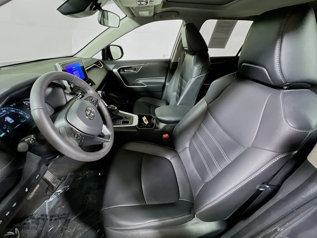 Certified 2023 Toyota RAV4 XLE Premium image 18