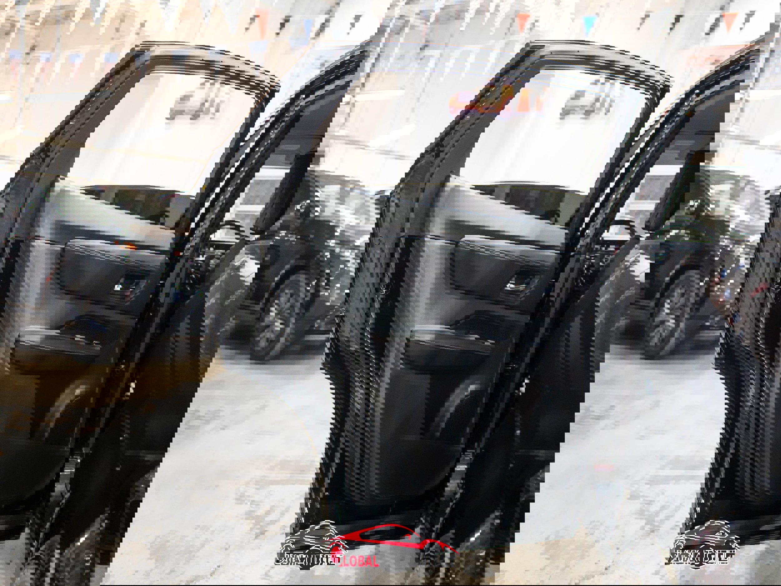 Used 2023 Nissan Ariya FWD image 41