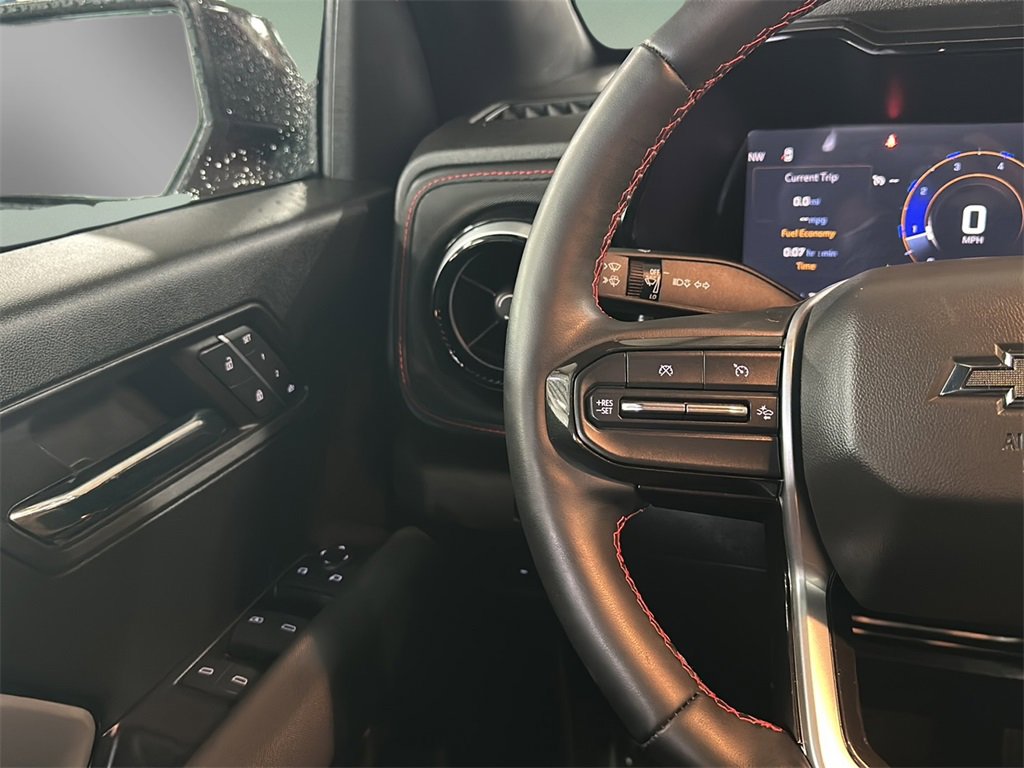 Used 2024 Chevrolet Colorado Z71 w/ Z71 Convenience Package 2 image 12