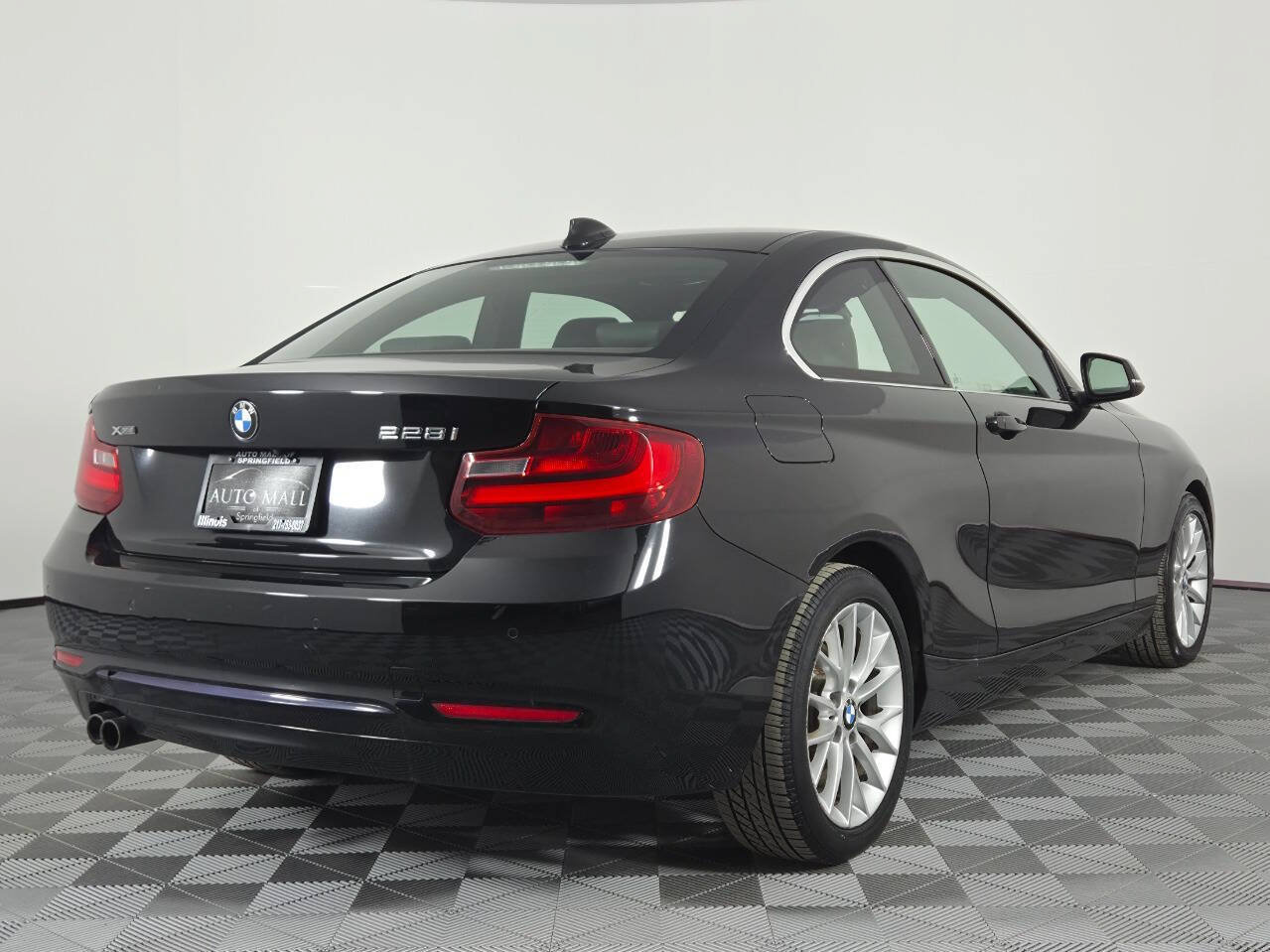 Used 2016 BMW 228i xDrive Coupe AWD/4WD image 7