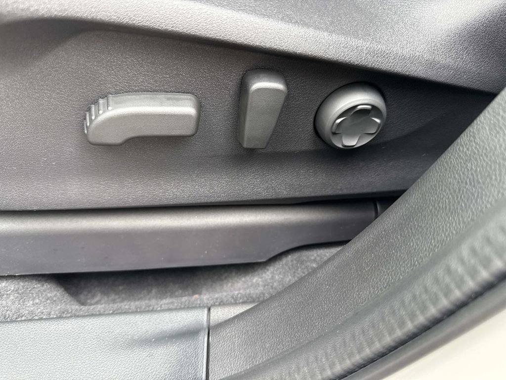 New 2025 Subaru Ascent Bronze Edition image 25