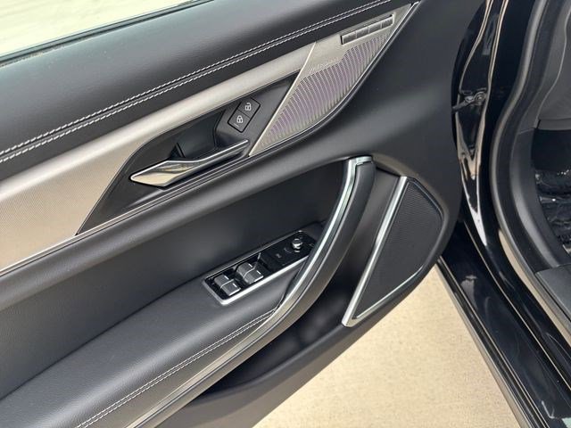 New 2024 Jaguar XF R-Dynamic SE AWD/4WD image 12