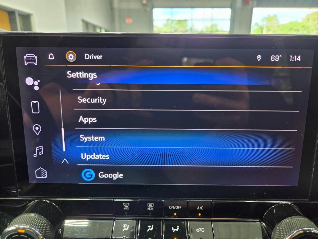 Used 2023 Chevrolet Colorado Trail Boss w/ Technology Package AWD/4WD image 48
