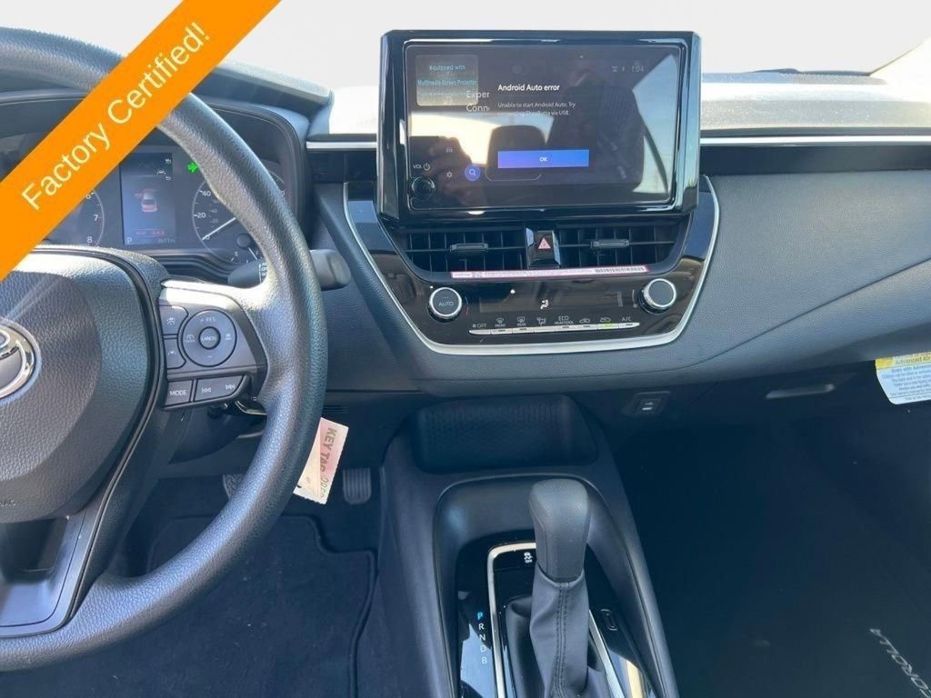 Used 2025 Toyota Corolla LE image 19