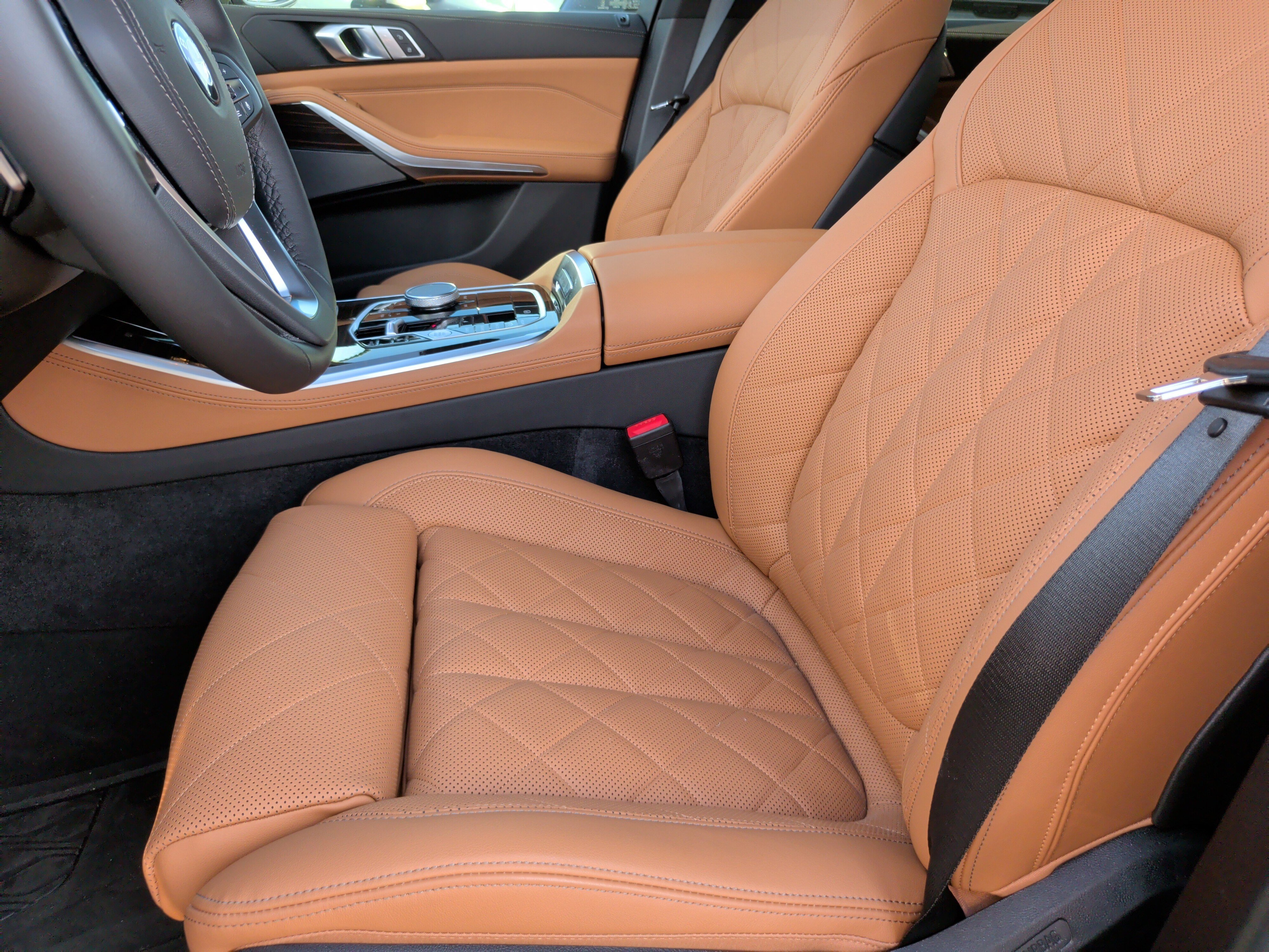 Used 2026 BMW X5 xDrive40i w/ Climate Comfort Package image 28