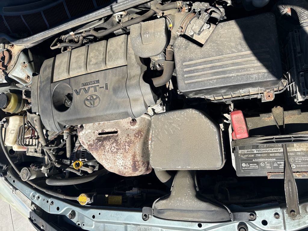 Used 2011 Toyota Camry LE FWD image 35