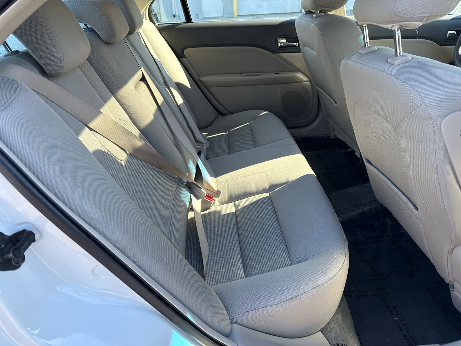 Used 2010 Ford Fusion SE image 14