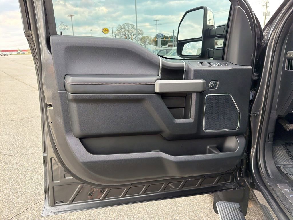 Used 2018 Ford F450 Platinum w/ Platinum Ultimate Package AWD/4WD image 14