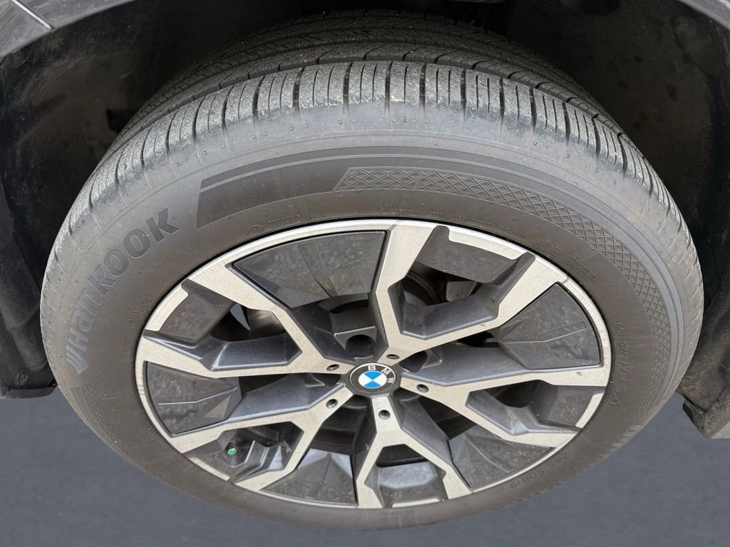 Used 2025 BMW X3 xDrive30i w/ Premium Package image 8
