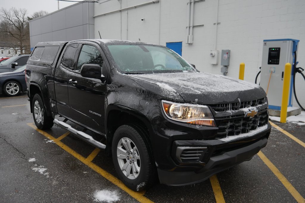 Used 2022 Chevrolet Colorado LT image 2