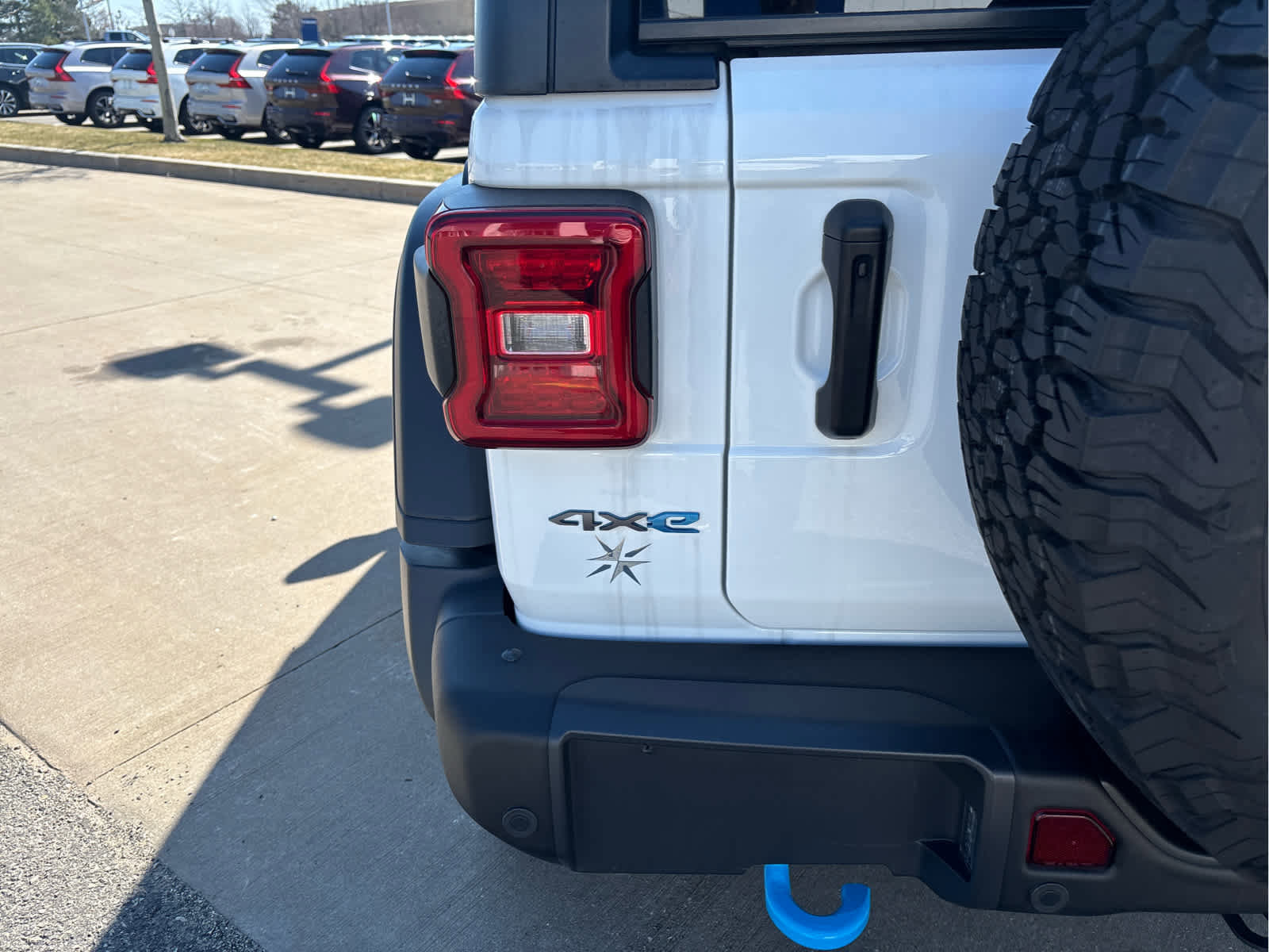 Used 2024 Jeep Wrangler Unlimited Rubicon 4xe w/ Capability Package image 9