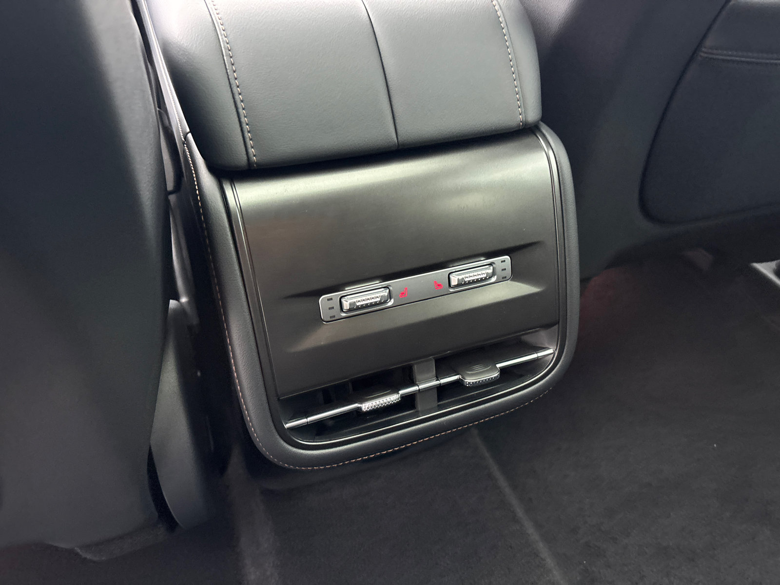 New 2026 Lincoln Nautilus Reserve AWD/4WD image 33