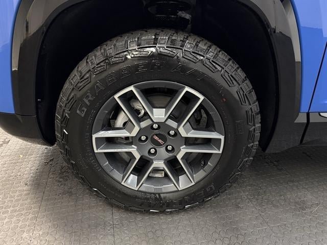 New 2026 GMC Terrain AT4 AWD/4WD image 10