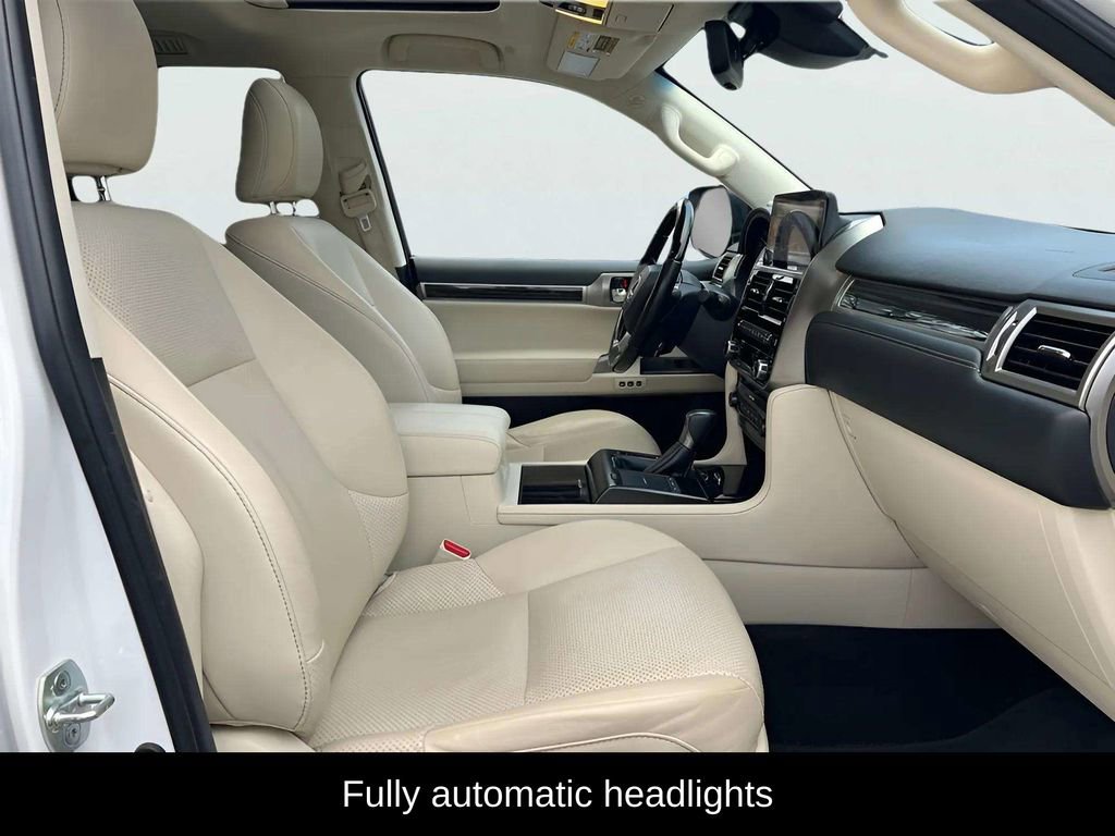 Used 2023 Lexus GX 460 Luxury w/ Accessory Package image 11