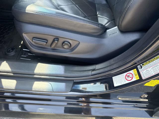Used 2019 Toyota Camry XLE FWD image 19