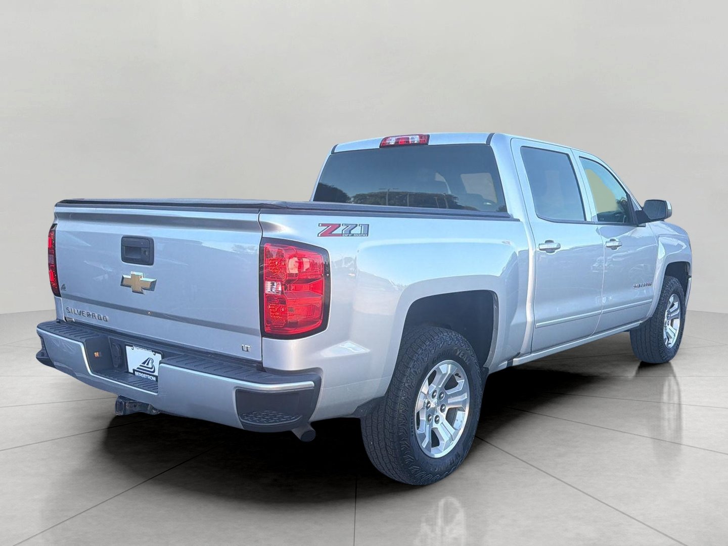 Used 2018 Chevrolet Silverado 1500 LT w/ All Star Edition AWD/4WD image 6