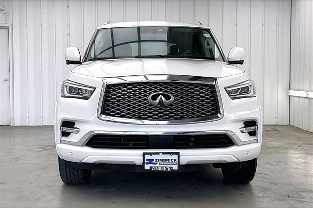 Used 2019 INFINITI QX80 Luxe image 3