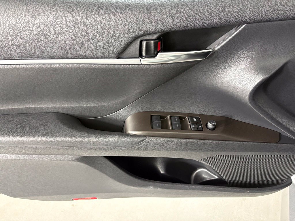 Used 2024 Toyota Camry LE FWD image 19