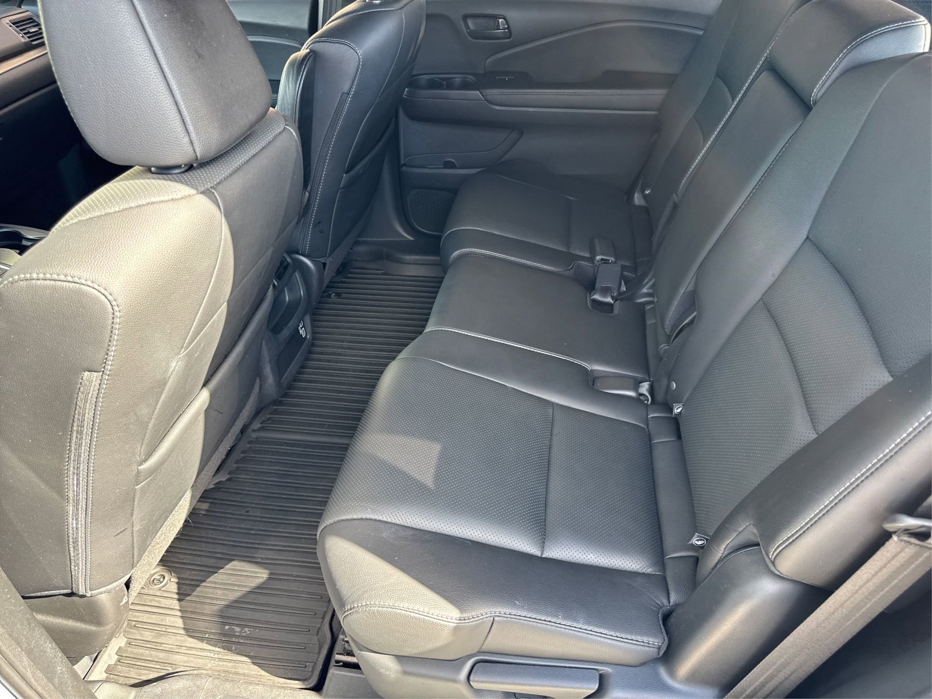 Used 2023 Honda Passport EX-L image 12