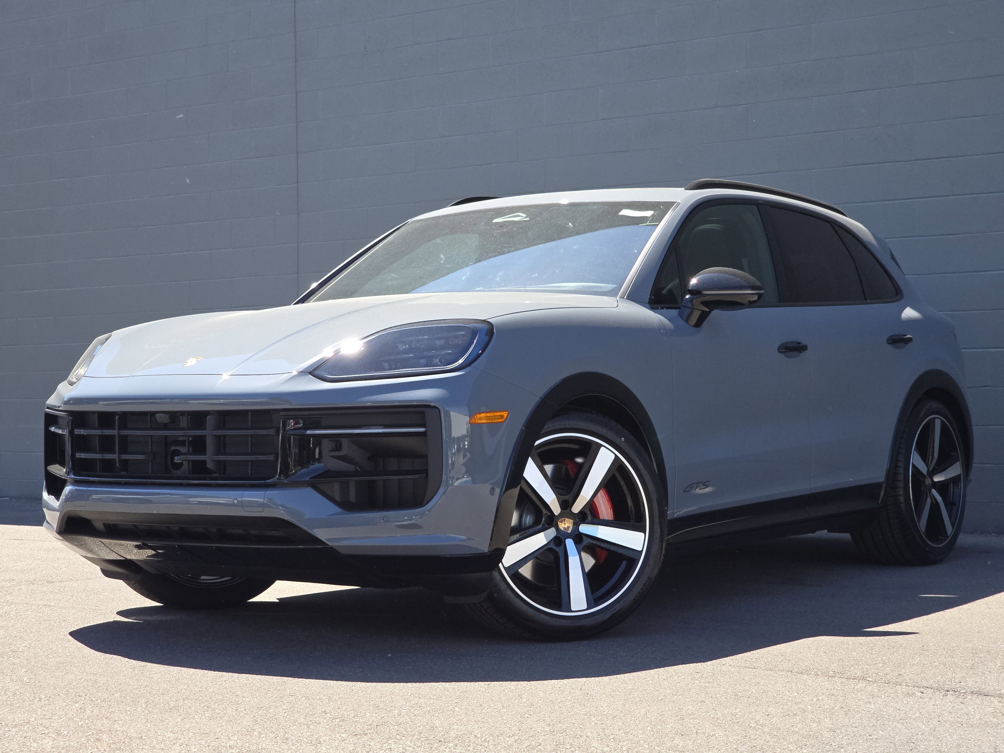 New 2026 Porsche Cayenne GTS AWD/4WD image 1