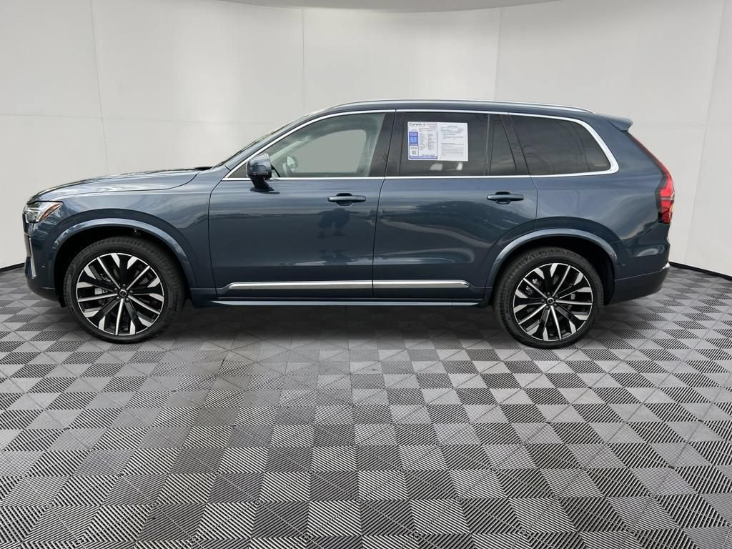Used 2025 Volvo XC90 B6 Plus AWD/4WD image 4
