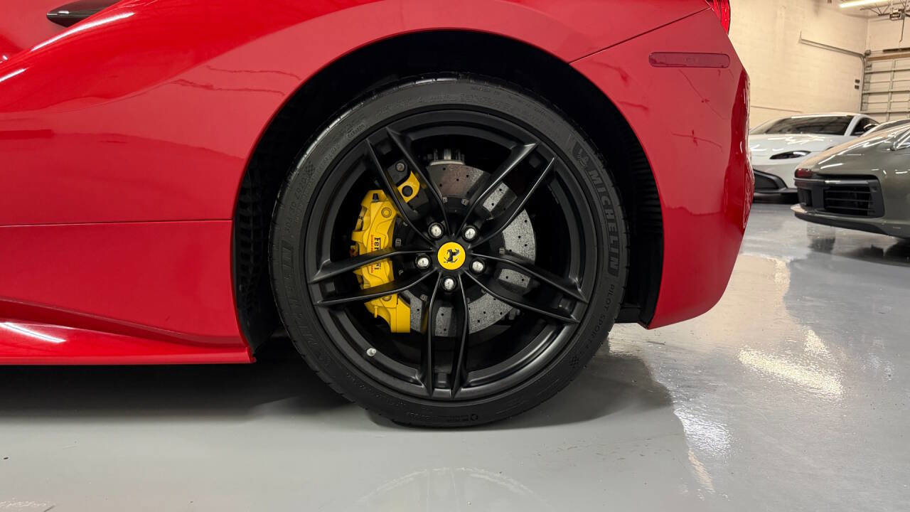 Used 2016 Ferrari 488 GTB image 38