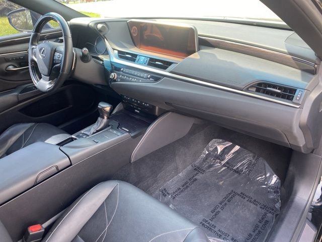 Used 2021 Lexus ES 300h w/ Accessory Package 2 FWD image 26