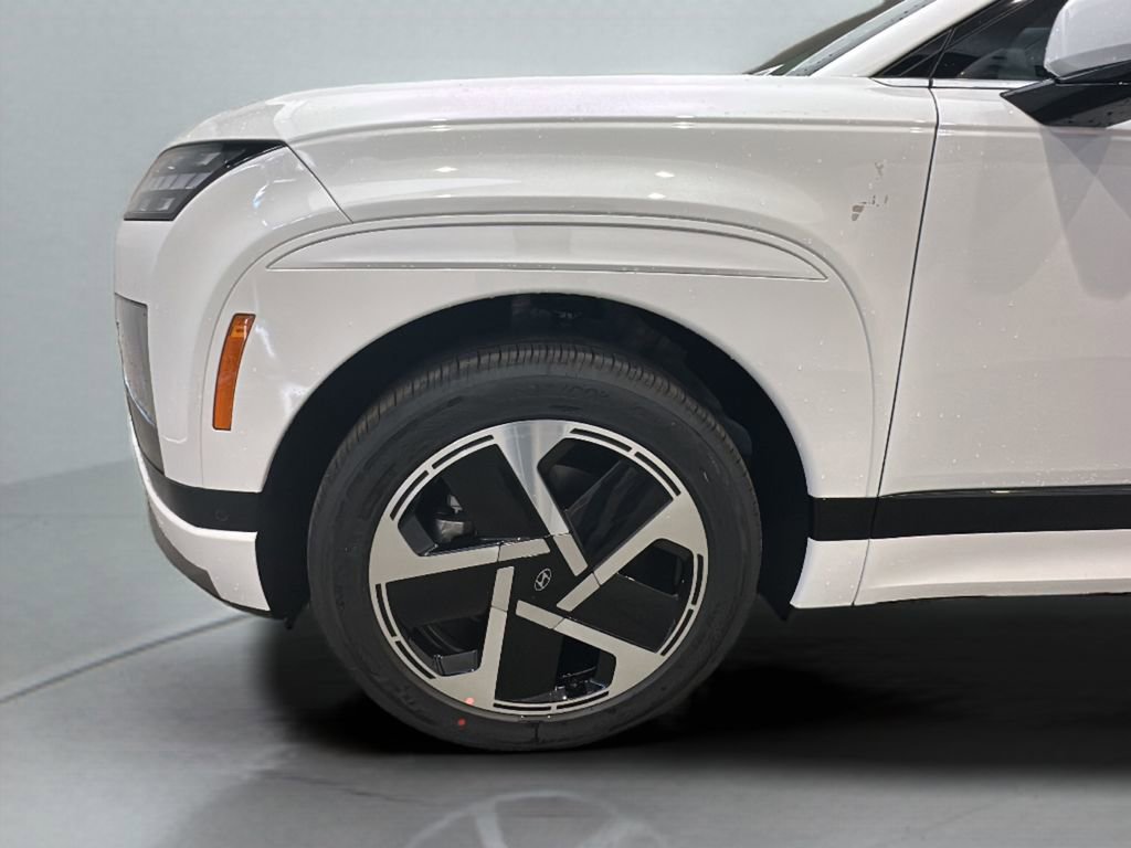 New 2026 Hyundai Ioniq 9 Calligraphy image 3