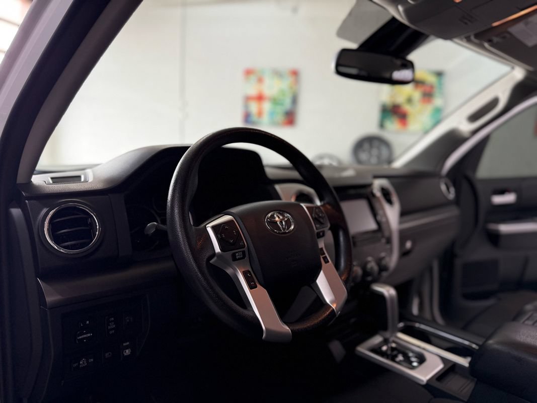 Used 2018 Toyota Tundra SR5 AWD/4WD image 10
