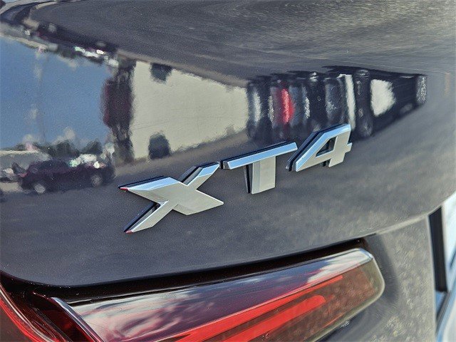 Certified 2025 Cadillac XT4 Premium Luxury image 17