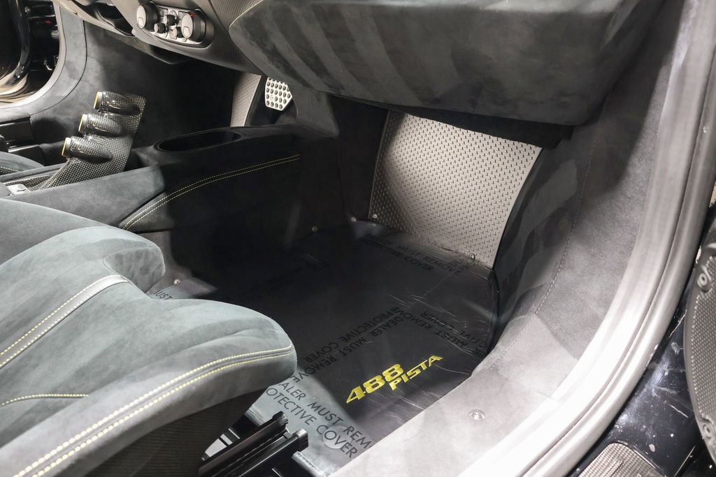 Used 2020 Ferrari 488 Pista image 67