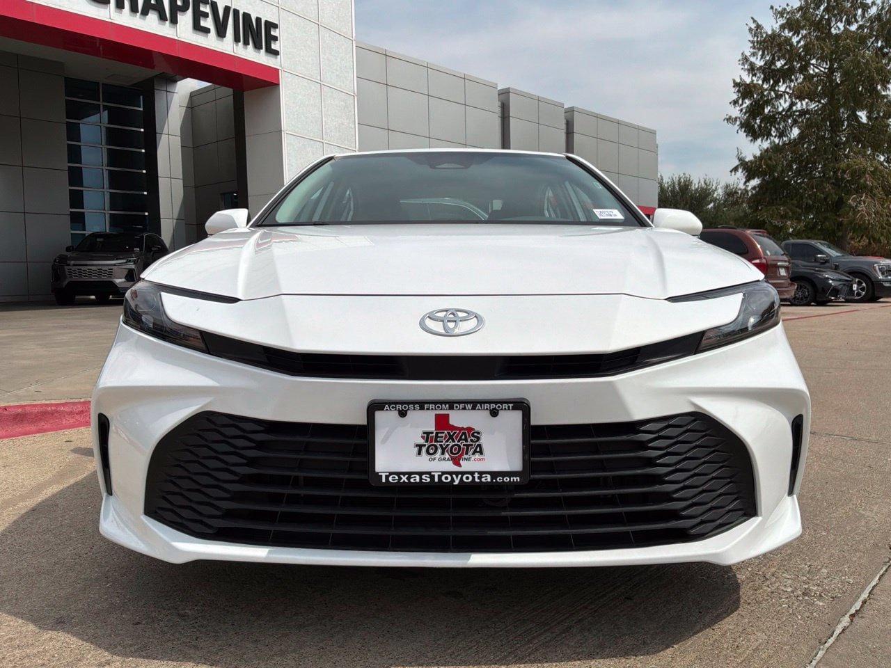 Used 2026 Toyota Camry LE FWD image 3