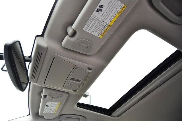 Used 2015 INFINITI Q50 Premium w/ Navigation Package image 21