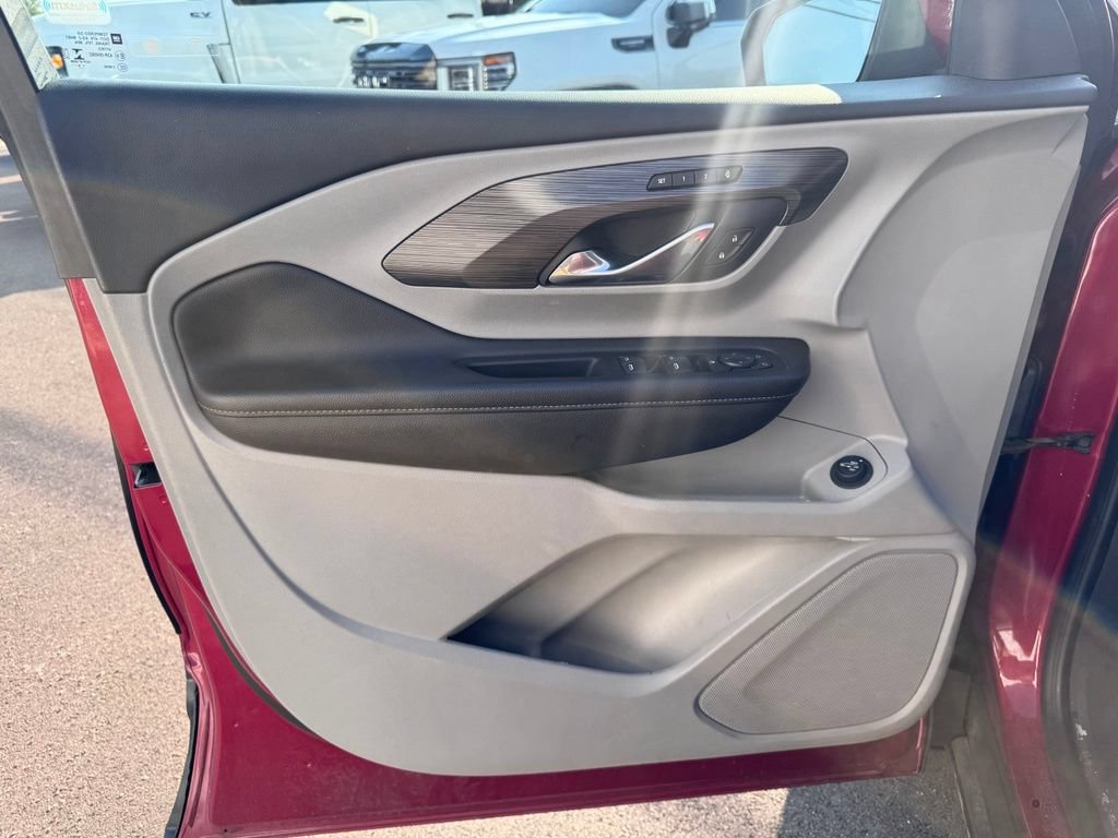 Used 2020 GMC Terrain SLT w/ Preferred Package AWD/4WD image 8