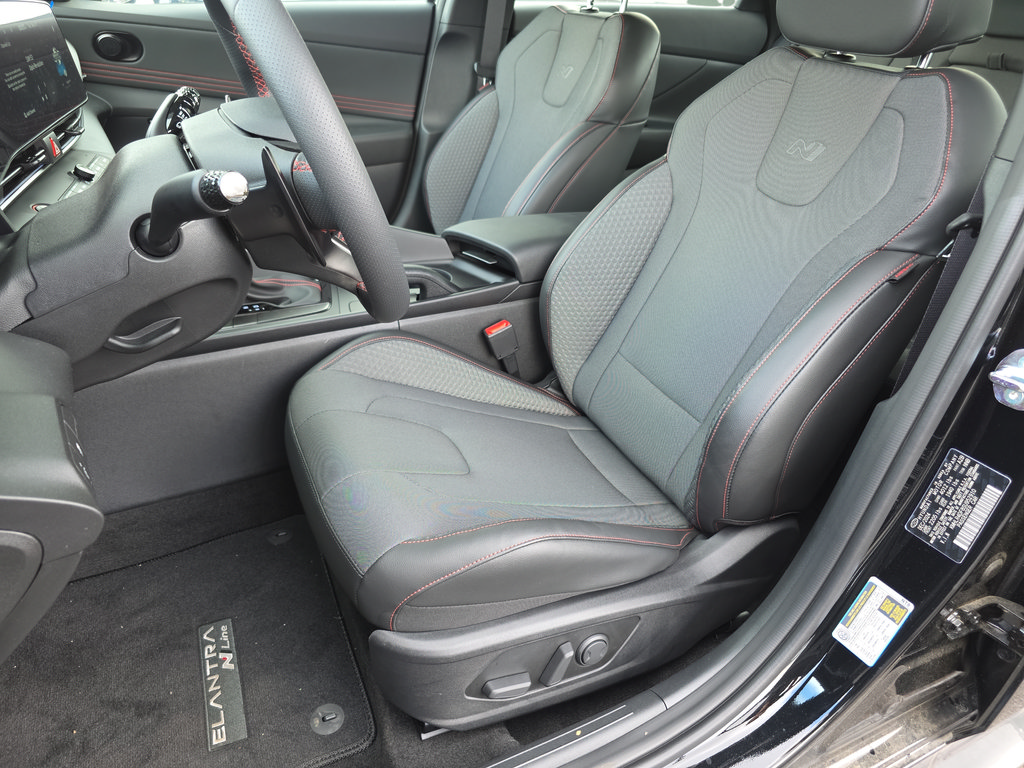 Certified 2025 Hyundai Elantra N Line FWD image 20
