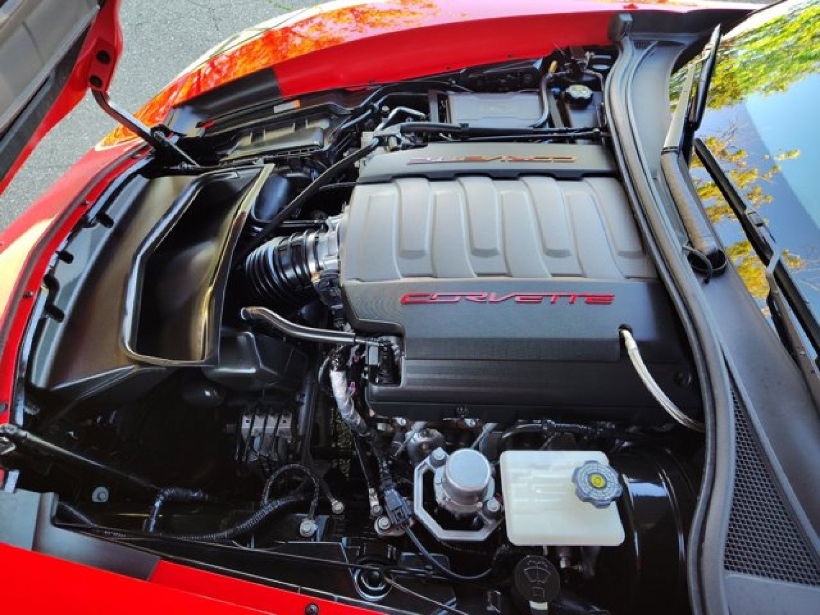 Used 2016 Chevrolet Corvette Stingray Coupe w/ 2LT Preferred Equipment Group RWD image 9
